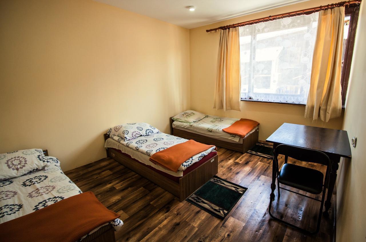 Kremenaros Hostel Ustrzyki Górne Kültér fotó