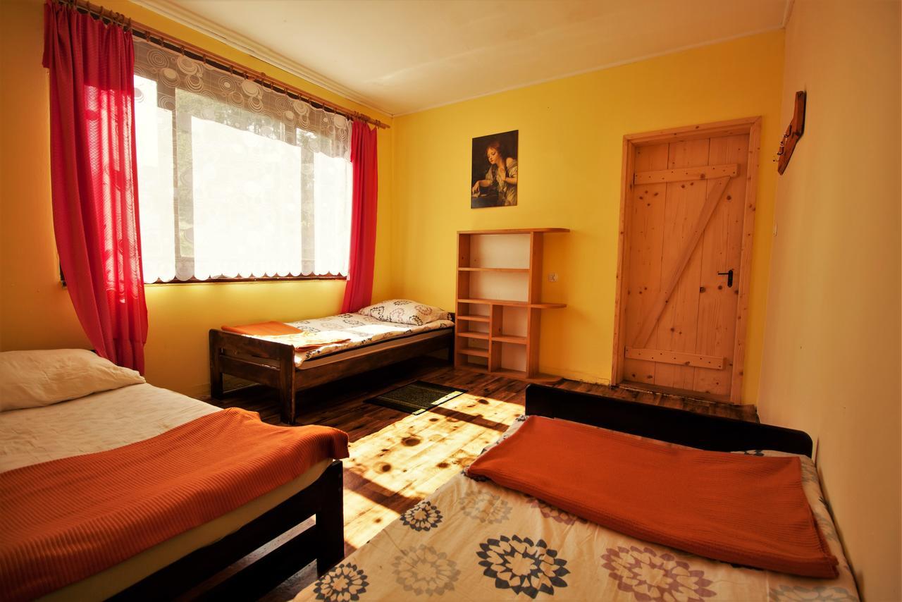 Kremenaros Hostel Ustrzyki Górne Kültér fotó